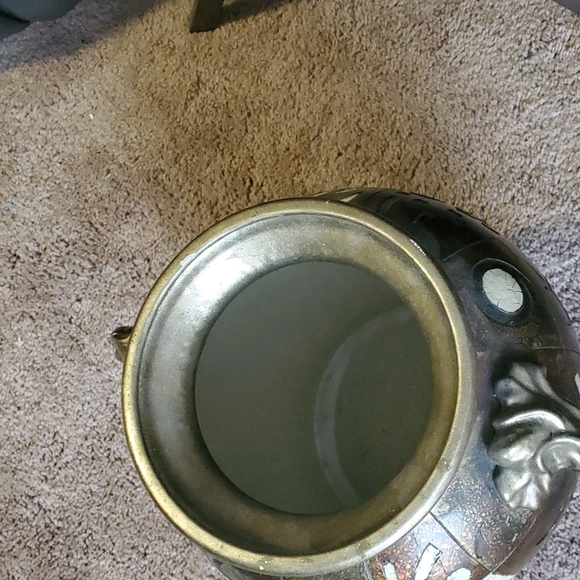 Ceramic pot - Picture 3 of 3